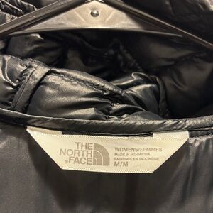 The North Face Women's Thermoball Black parka, jacket, coat Sz M